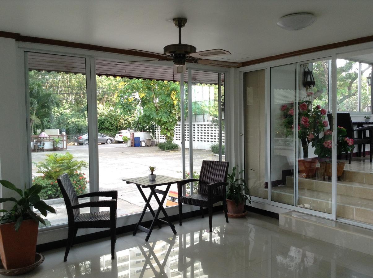 Jomtien Cozy Inn Pattaya Extérieur photo